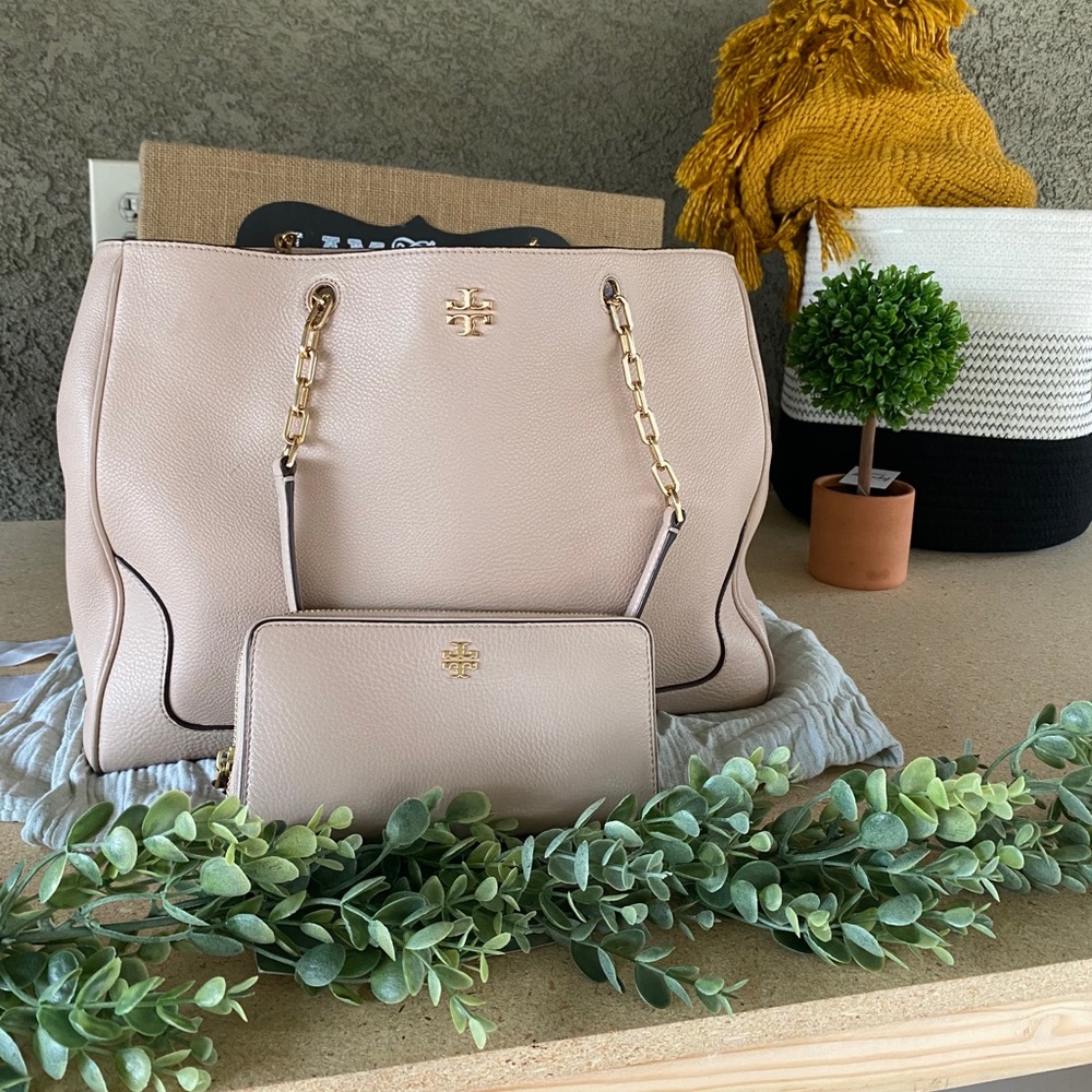 Tory Burch purse with matching wallet